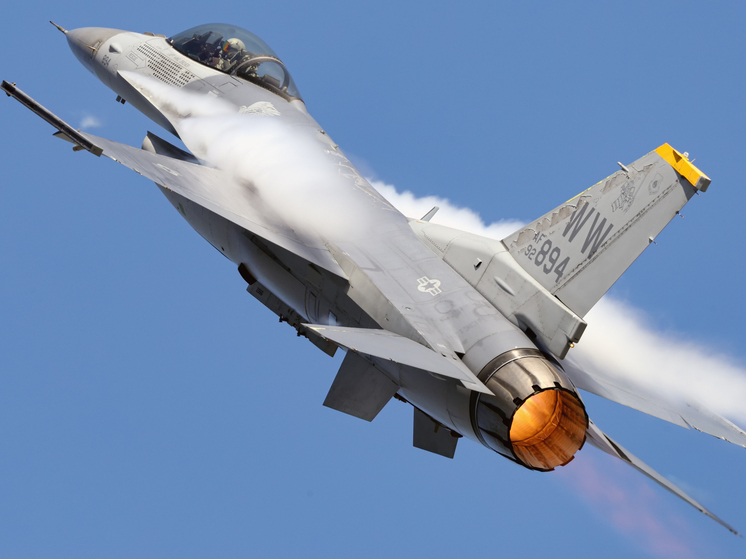ВСУ назвали достаточное количество F-16 для Украины